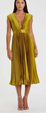 Mac Duggal Pleated Gold Cap Sleeve Belted A Line Dress Size 14